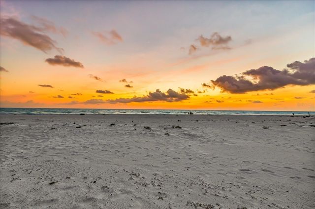 810 ELDORADO AVENUE, Clearwater Beach, FL 33767