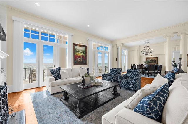 810 ELDORADO AVENUE, Clearwater Beach, FL 33767