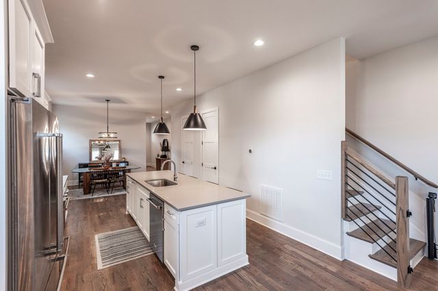 1827B 10th Ave, N, Nashville, TN 37208