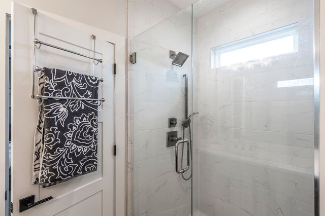 1827B 10th Ave, N, Nashville, TN 37208