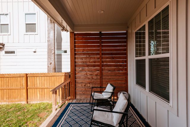 1827B 10th Ave, N, Nashville, TN 37208