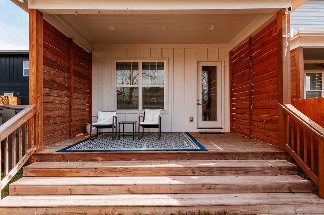 1827B 10th Ave, N, Nashville, TN 37208