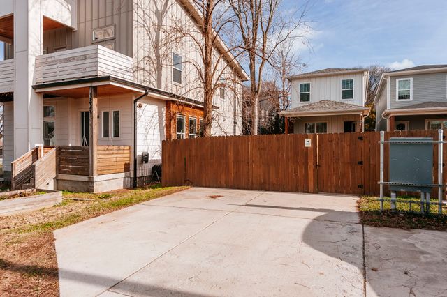 1827B 10th Ave, N, Nashville, TN 37208