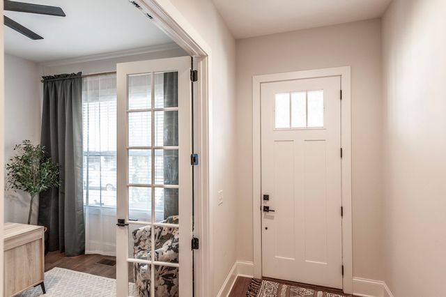 1827B 10th Ave, N, Nashville, TN 37208