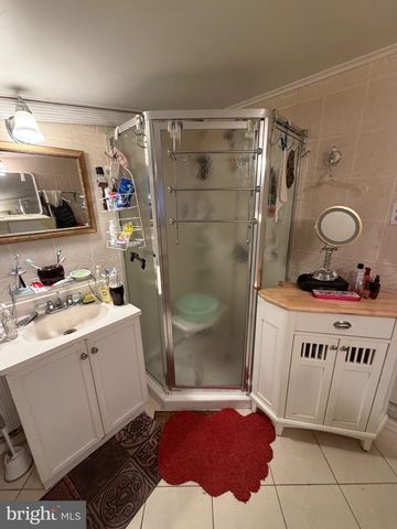 638 N OLDEN AVE, Trenton, NJ 08638