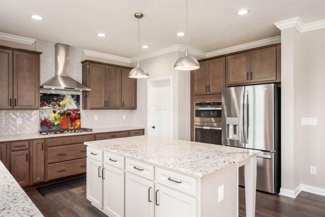 3387 Logsdon Loop, Delaware, OH 43015