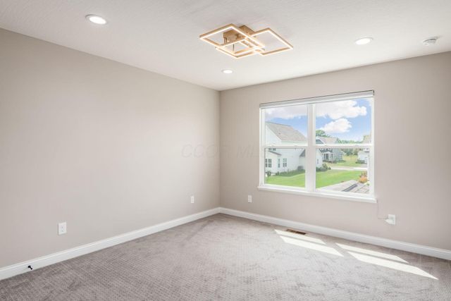3387 Logsdon Loop, Delaware, OH 43015