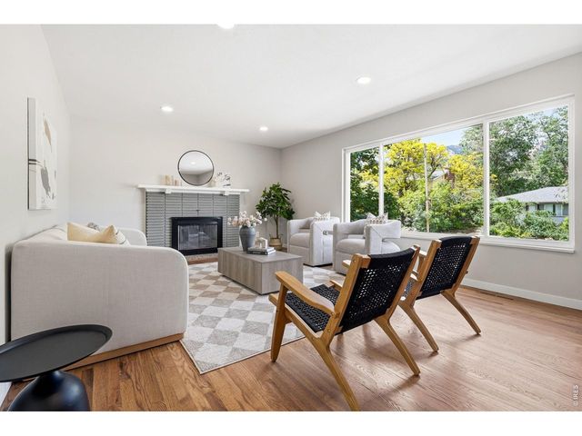 980 Hartford Dr, Boulder, CO 80305