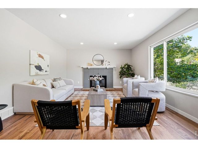 980 Hartford Dr, Boulder, CO 80305