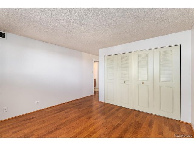 2325 S Linden Ct 200, Denver, CO 80222