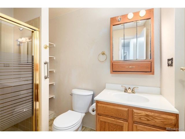2325 S Linden Ct 200, Denver, CO 80222