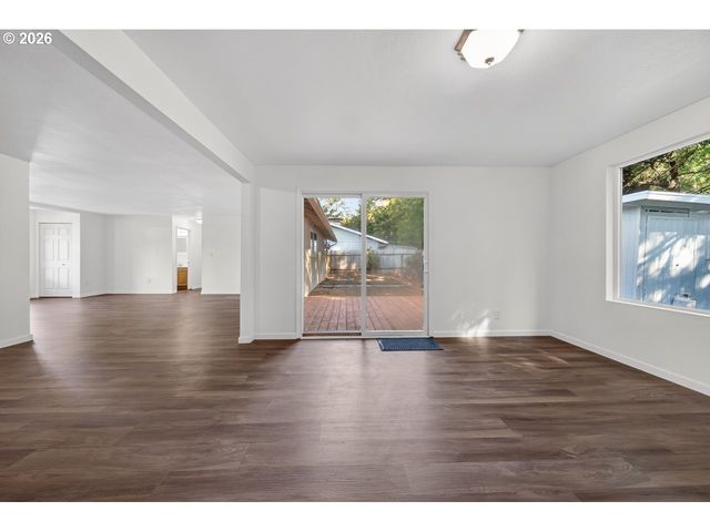 3292 MUNSEL LAKE Rd, Florence, OR 97439