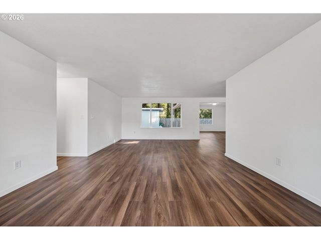 3292 MUNSEL LAKE Rd, Florence, OR 97439