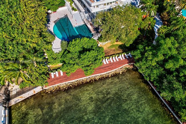 1627 Brickell Ave 1202, Miami, FL 33129