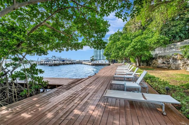 1627 Brickell Ave 1202, Miami, FL 33129