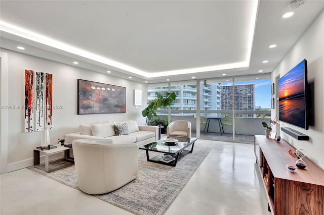 1627 Brickell Ave 1202, Miami, FL 33129