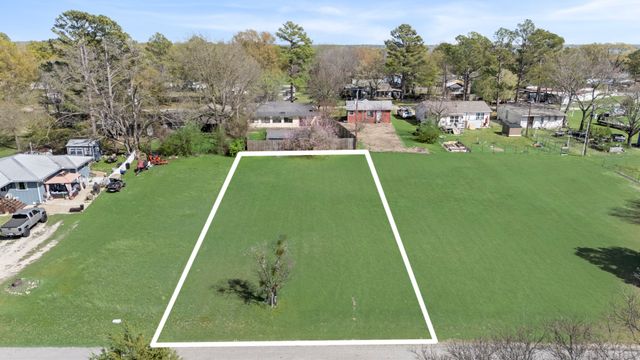 002 Briggs Boulevard, East Tawakoni, TX 75472