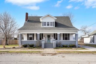 425 N 9th Street, Mitchell, IN 47446