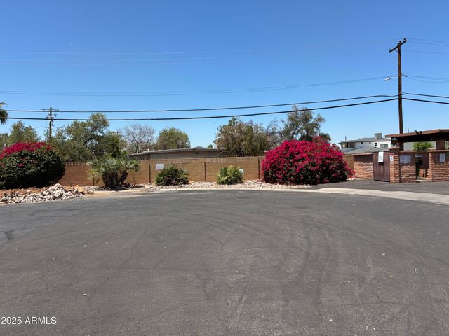 3066 N 32ND Street 375, Phoenix, AZ 85018