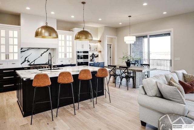 5534 N 213th Avenue, Omaha, NE 68022