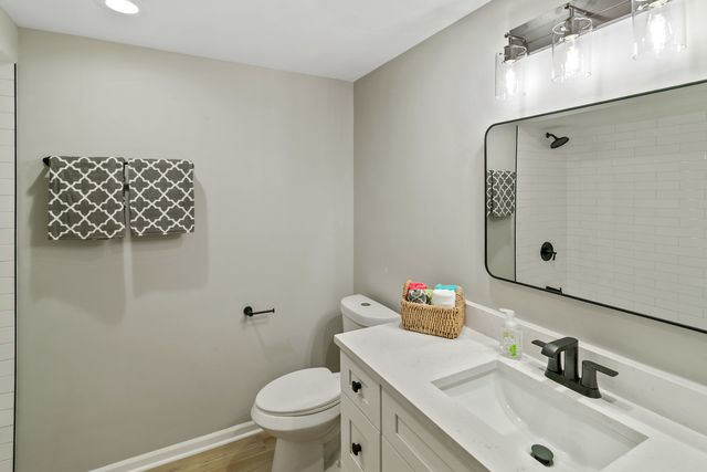 1554 CHICKASAW Drive, Naperville, IL 60563