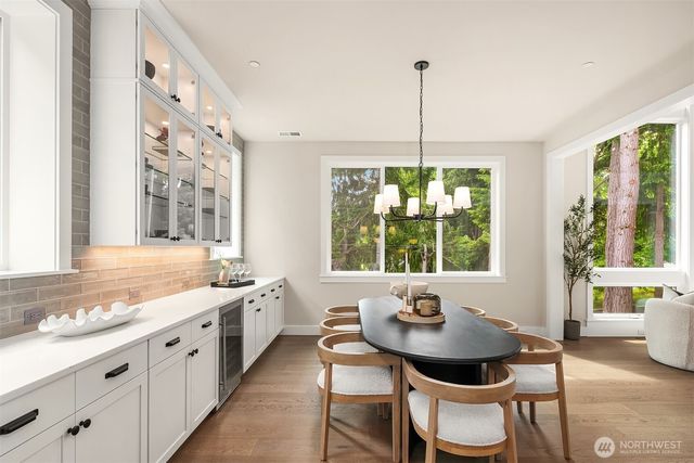 1487 158th Court SE, Bellevue, WA 98008