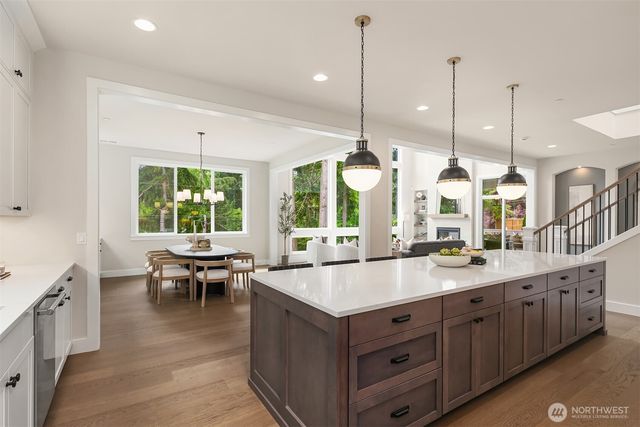 1487 158th Court SE, Bellevue, WA 98008