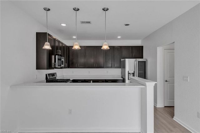 5114 Cora Anne LN, Virginia Beach, VA 23455