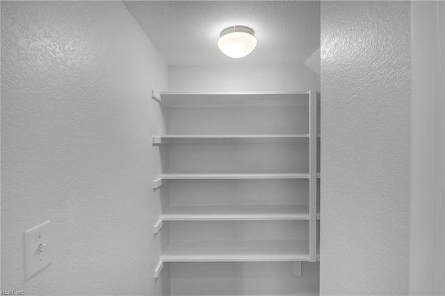 5114 Cora Anne LN, Virginia Beach, VA 23455