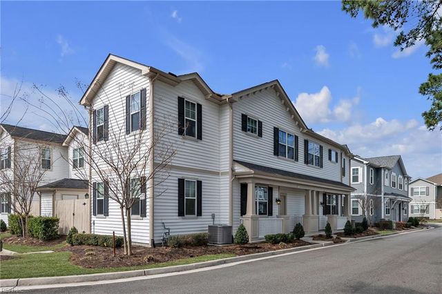 5114 Cora Anne LN, Virginia Beach, VA 23455