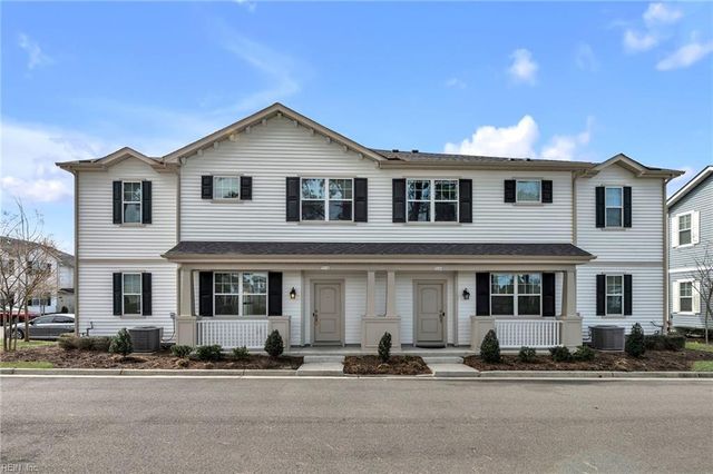 5114 Cora Anne LN, Virginia Beach, VA 23455