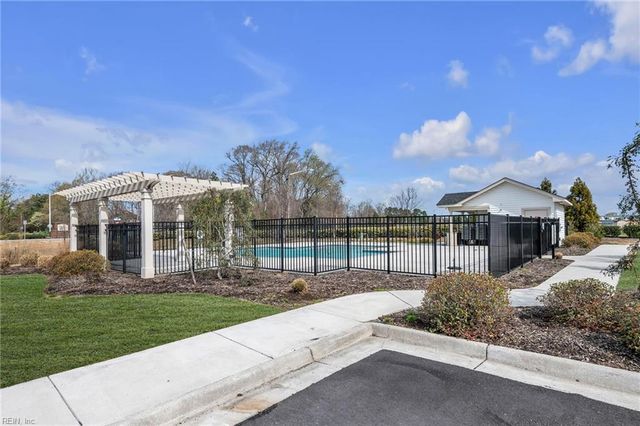 5114 Cora Anne LN, Virginia Beach, VA 23455