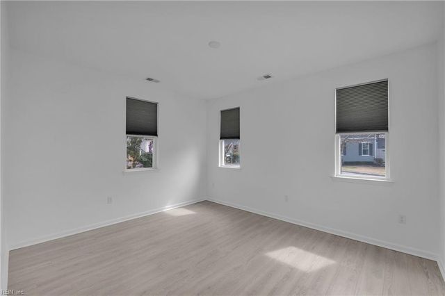 5114 Cora Anne LN, Virginia Beach, VA 23455