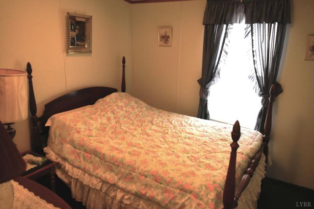 467 Izaak Walton Road, Amherst, VA 24521