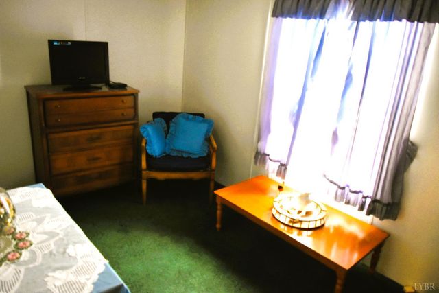 467 Izaak Walton Road, Amherst, VA 24521