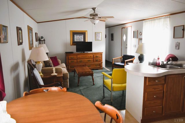 467 Izaak Walton Road, Amherst, VA 24521