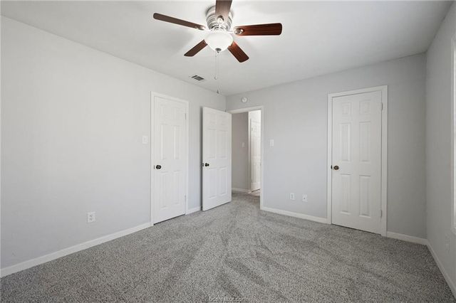 4018 Kenwood Drive, Bryan, TX 77802