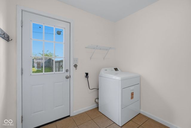 2734 31st Street, Columbus, IN 47203