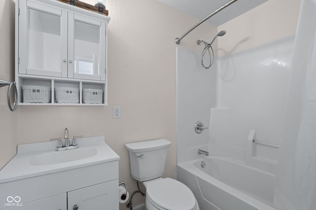 2734 31st Street, Columbus, IN 47203