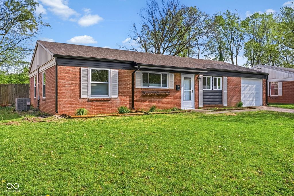 2734 31st Street, Columbus, IN 47203