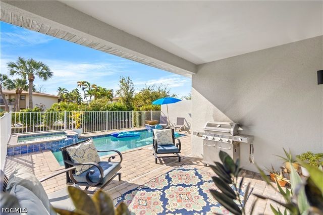 13491 Causeway Palms CV, Fort Myers, FL 33908