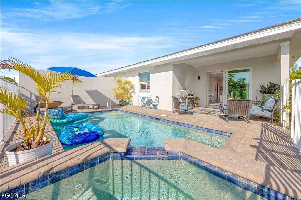 13491 Causeway Palms CV, Fort Myers, FL 33908