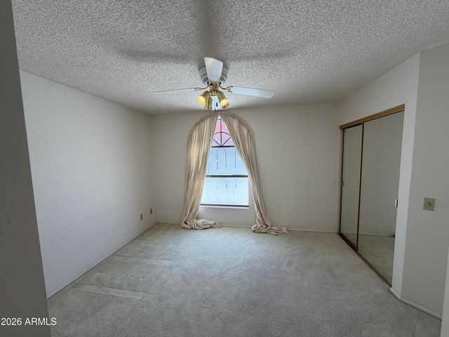 4548 E SHOMI Street, Phoenix, AZ 85044