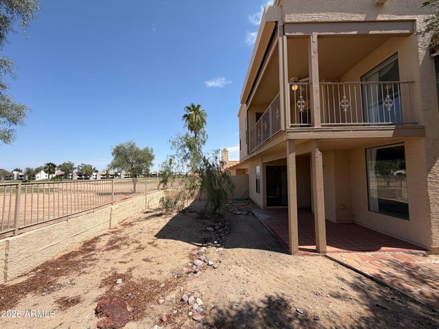 4548 E SHOMI Street, Phoenix, AZ 85044