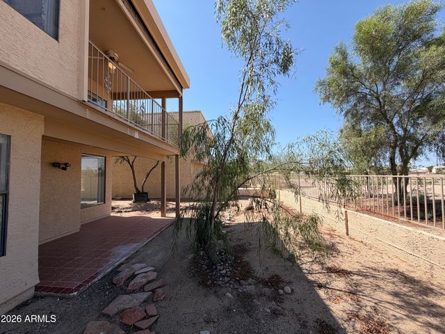 4548 E SHOMI Street, Phoenix, AZ 85044