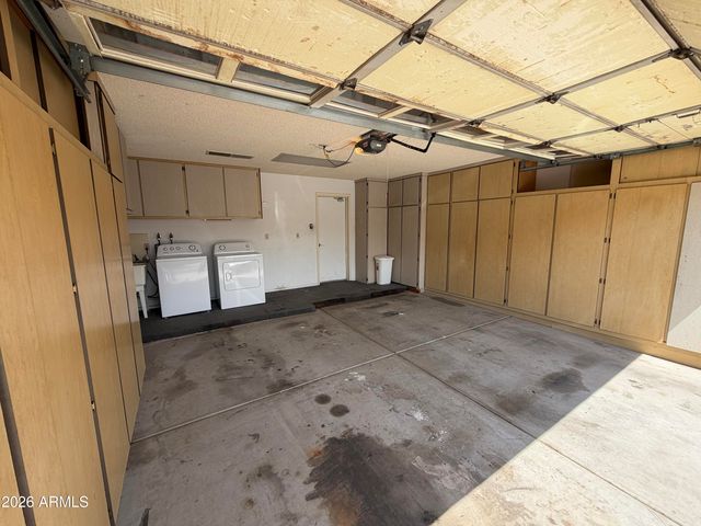 4548 E SHOMI Street, Phoenix, AZ 85044