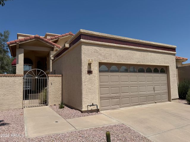 4548 E SHOMI Street, Phoenix, AZ 85044