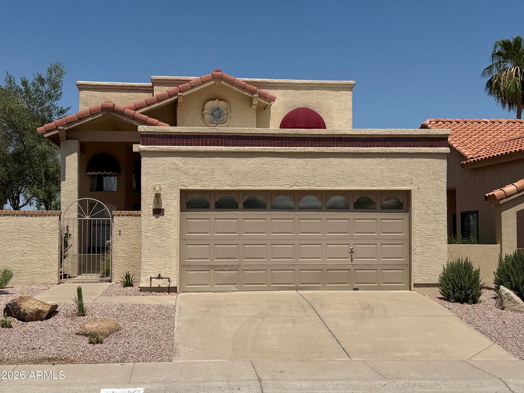 4548 E SHOMI Street, Phoenix, AZ 85044