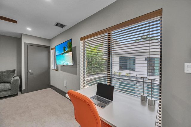 309 NE 21st Court, Wilton Manors, FL 33305