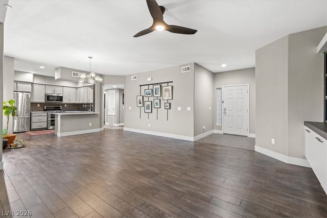 11890 Tevare Lane 2097, Las Vegas, NV 89138